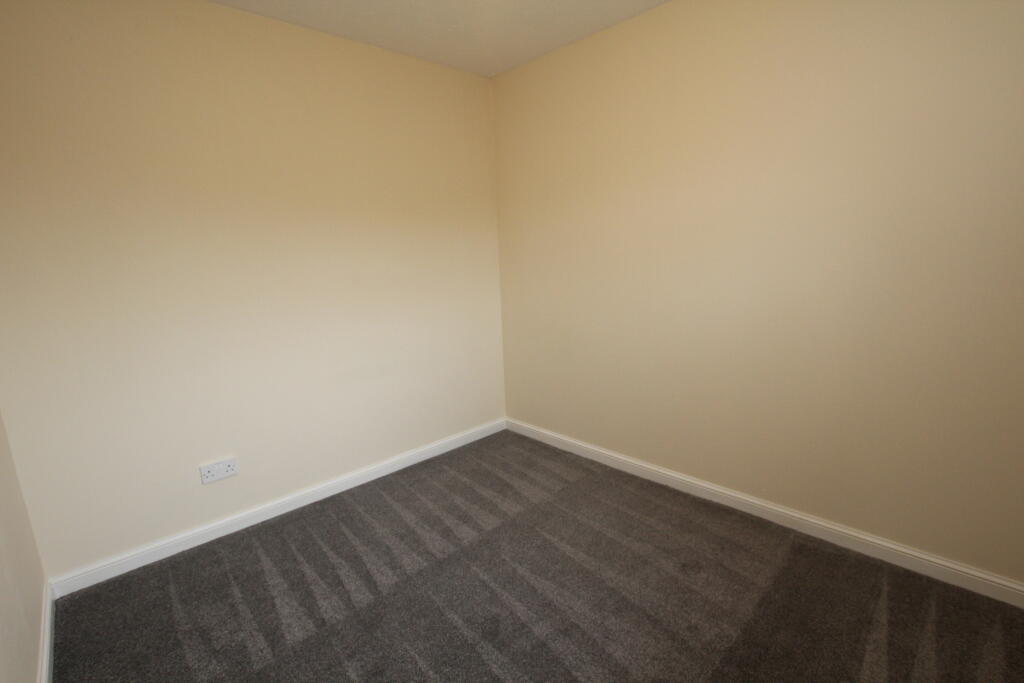 House in Swindon, West Swindon - View 5