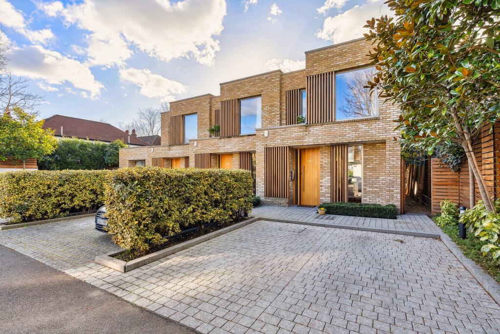 4-bed terraced on Kingston Road, Teddington, TW11, £1,455,000