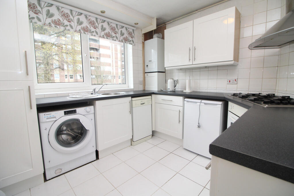 Eaton Hall, Eaton Gardens, Hove photo 4