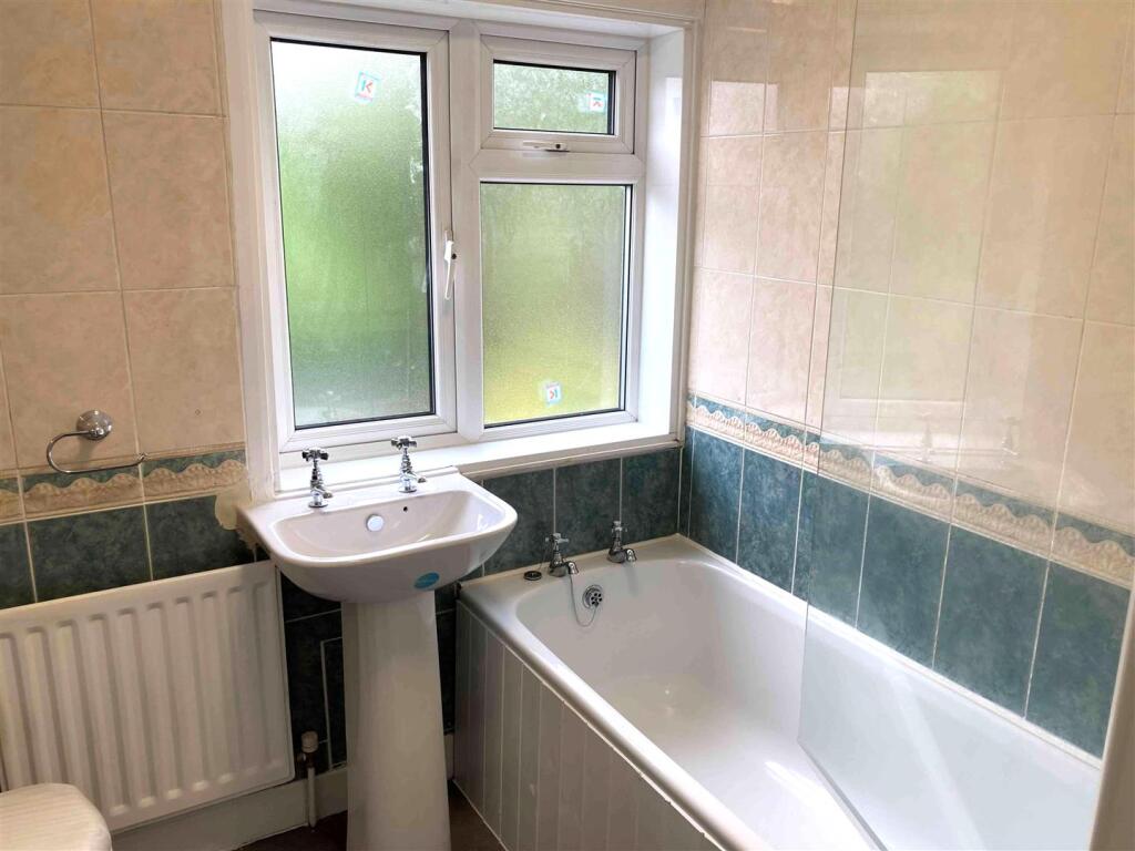 House in Tonbridge - More