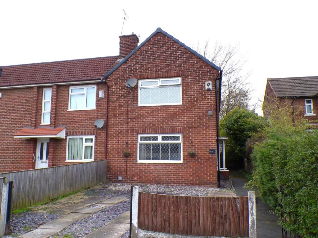 3-bed semi-detached on Propps Hall Drive, Failsworth, Manchester, £259,950