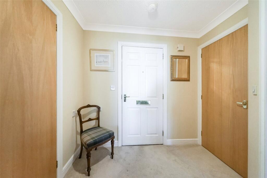 Apartment in Stirlingshire, Stirling - View 5