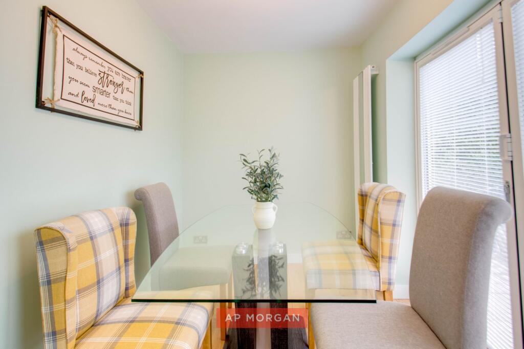 House in Redditch, Headless Cross - More