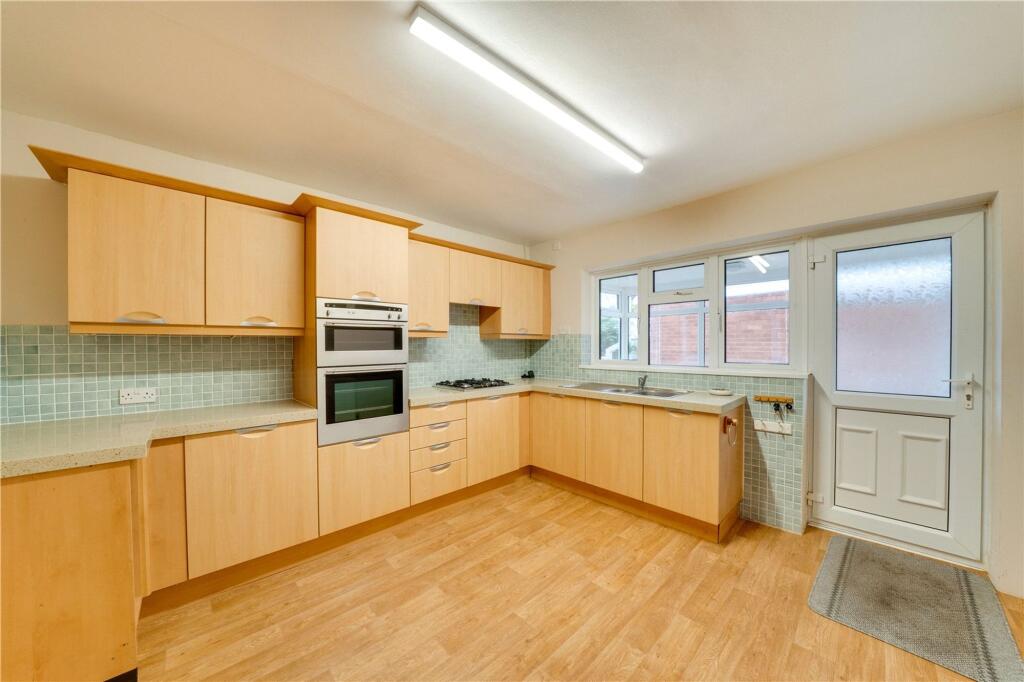 Church Street, Broseley, TF12 photo 3