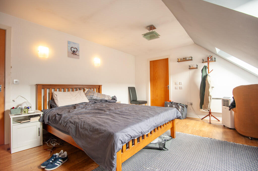 Apartment in York - View 4