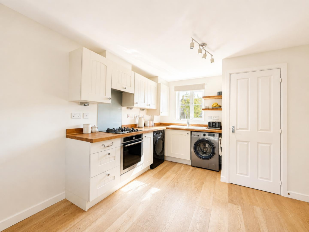 House in Tonbridge - More