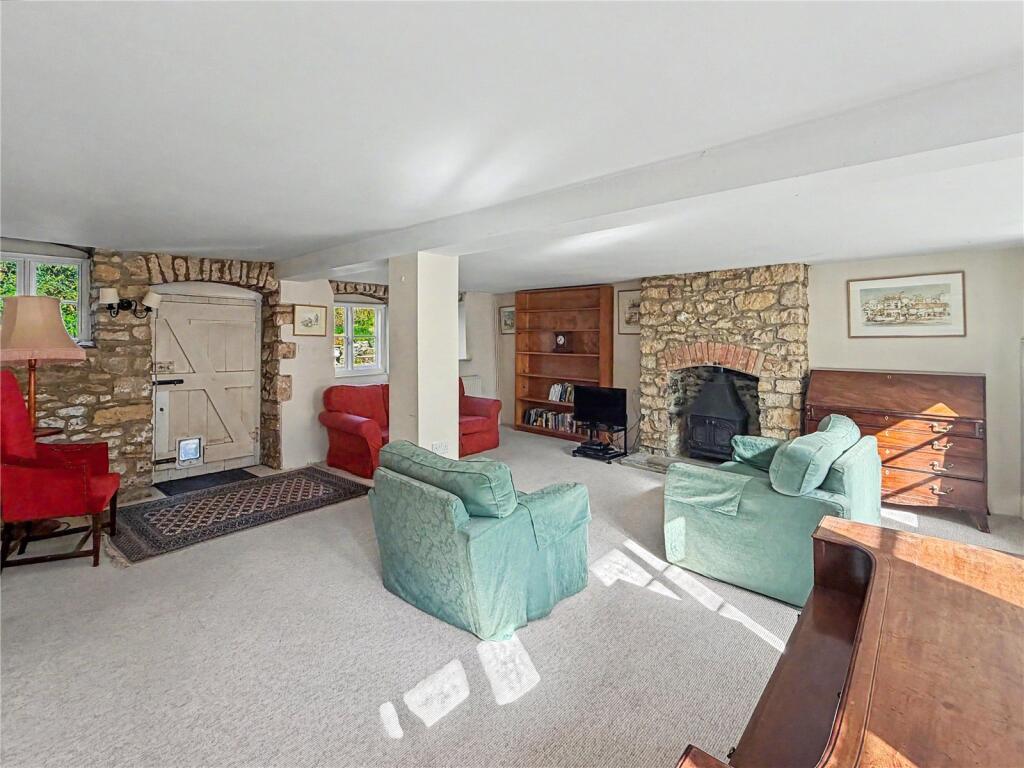 House in Sherborne, Dodds Cross - View 2