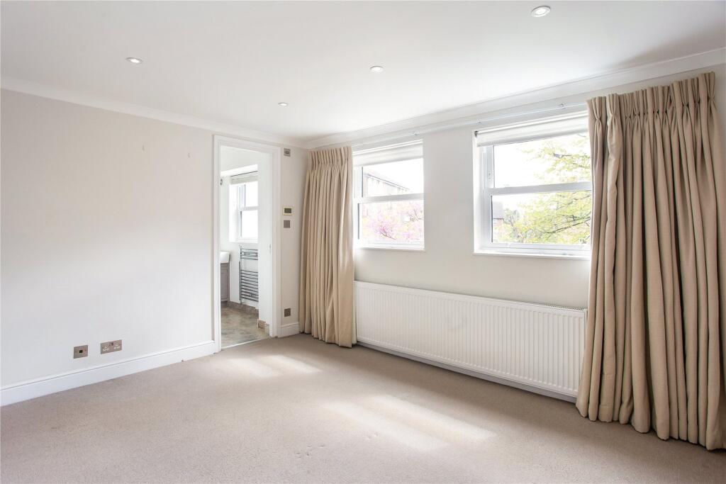 Apartment in London - View 4
