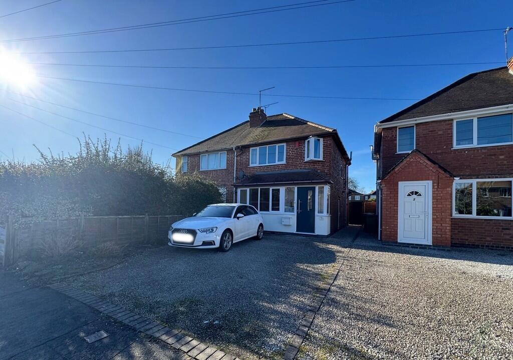 2-bed semi-detached on St. Nicholas Avenue, Kenilworth, £335,000