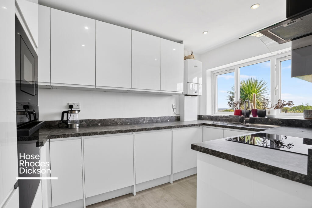House in Shanklin, Upper Hyde, Luccombe - View 3