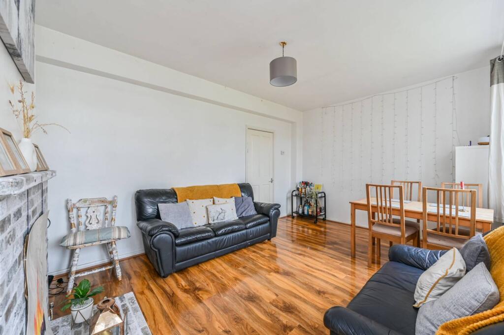 Main image of property: Weir Road, Balham, London, SW12