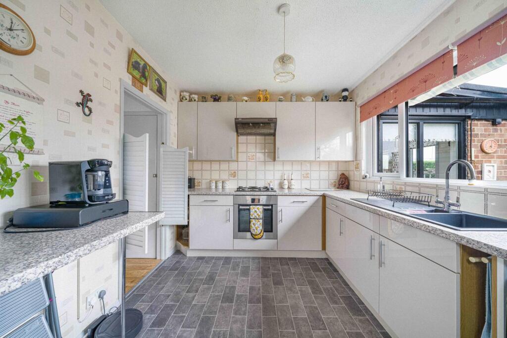 House in Dartford, Wilmington - View 3