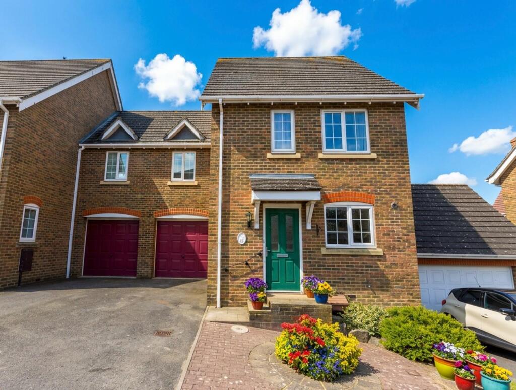 Main image of property: High Ridge,Singleton, Kent TN23 5HE