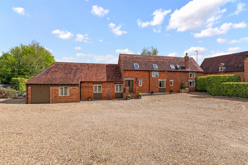 Main image of property: Oakley Wood Road, Bishops Tachbrook, Leamington Spa
