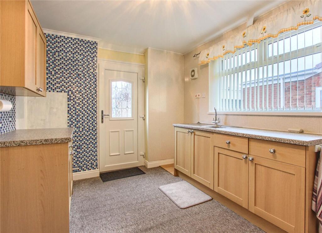 House in Stockton-on-Tees - More