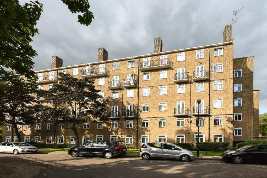 Main image of property: Clapham Road Estate, Towns House Clapham Road Estate, SW4