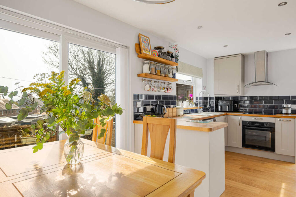 House in Leominster, Ivington - View 2