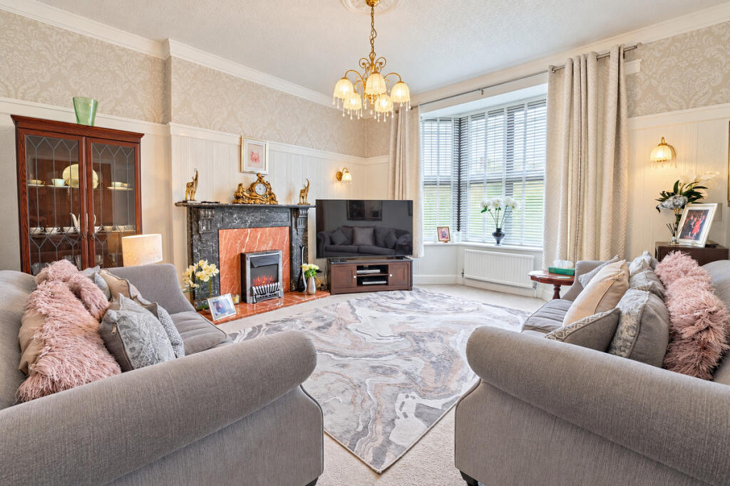 Rochdale Road, Middleton, M24 photo 4