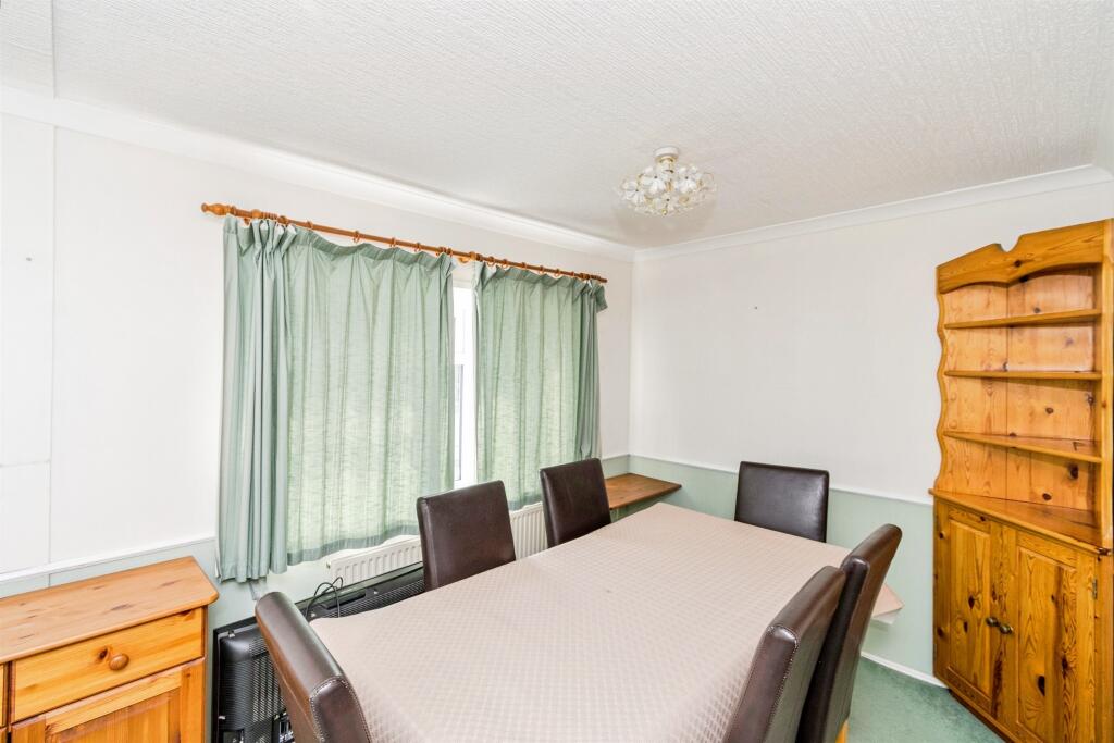 House in Winchester, Colden Common - View 4
