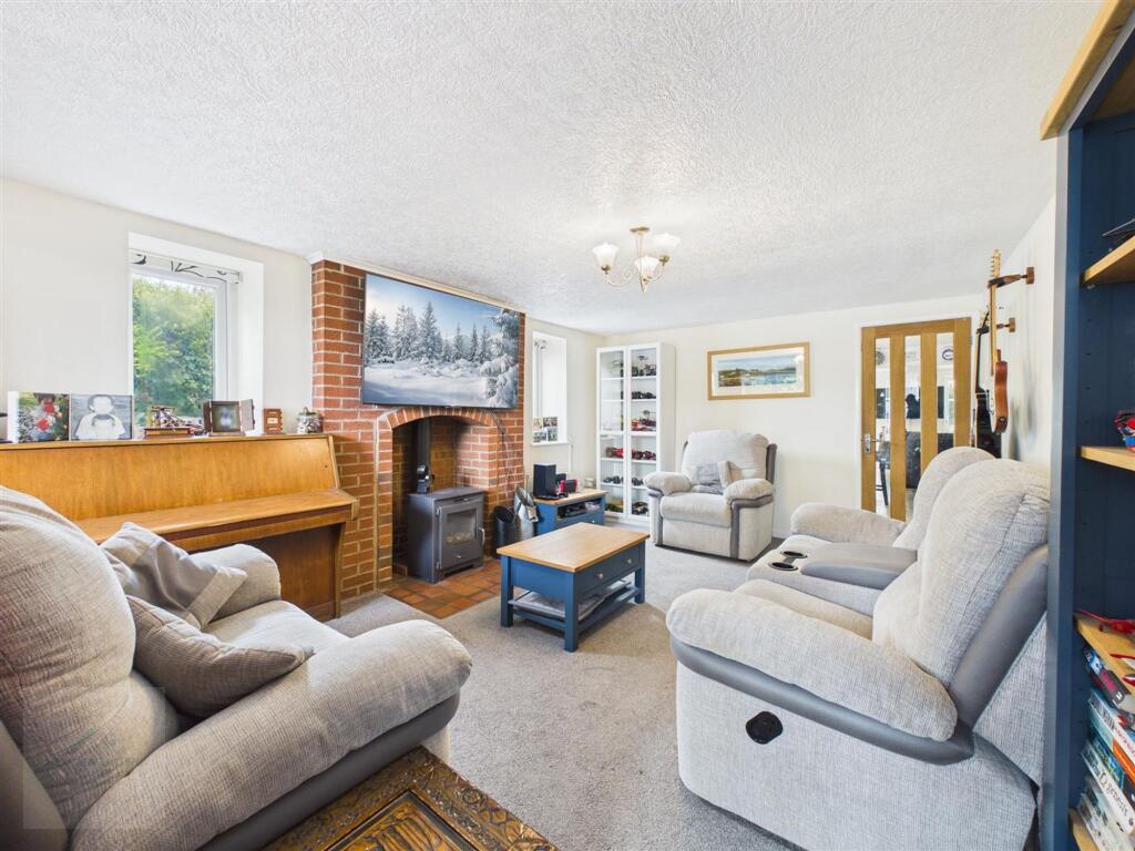 House in Crewe - View 5