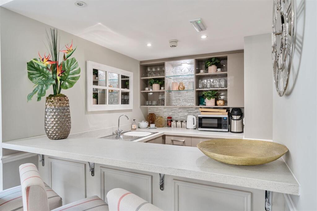 Additional image 8 of St Nicholas Lodge, Kings Norton