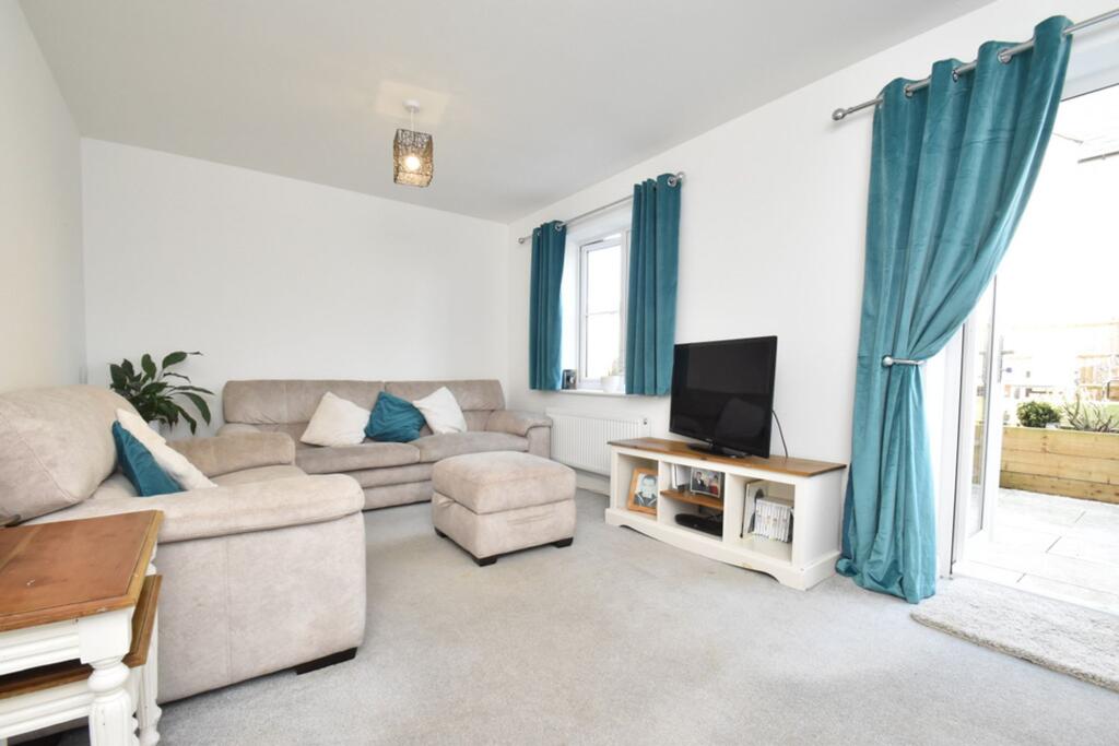 Burgess Close, Swavesey, CB24 photo 2