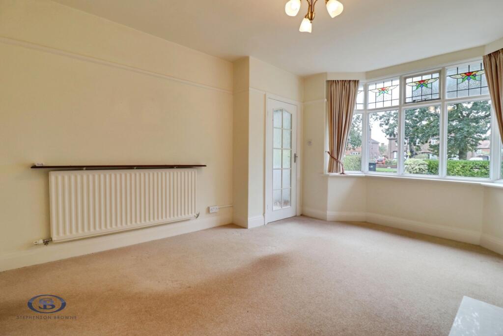 House in Sandbach, Ettiley Heath - More