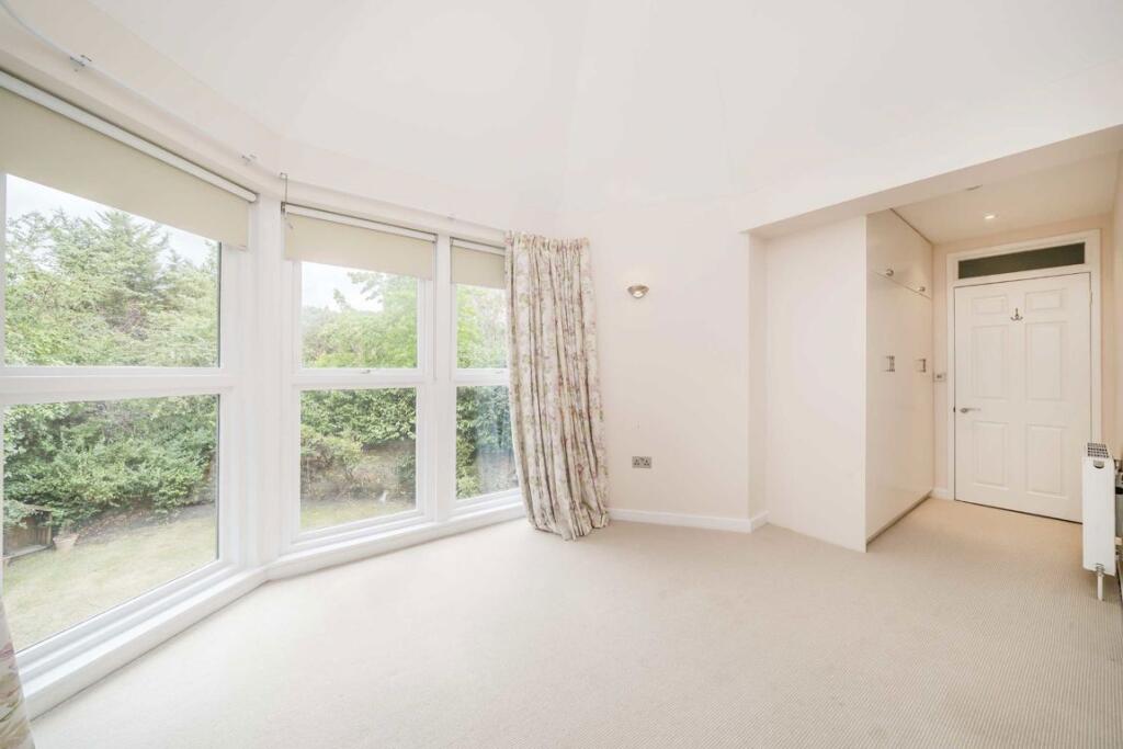 House in London - More