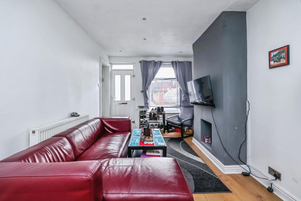 House in Ashfield, Titchfield, Hucknall - View 5