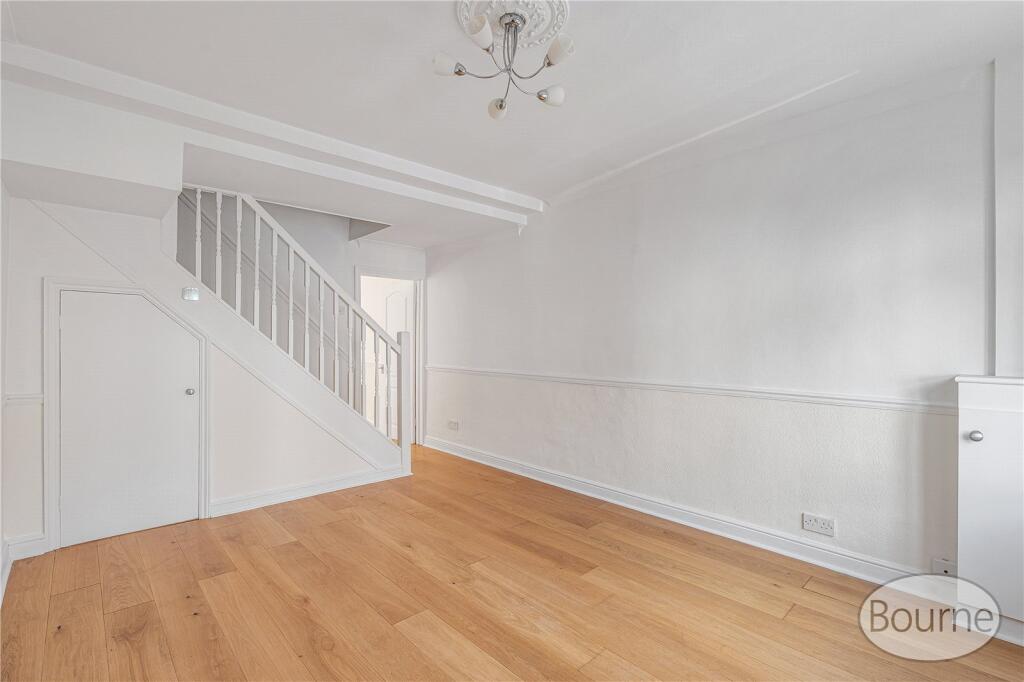 George Road, Guildford, Surrey, GU1 photo 3