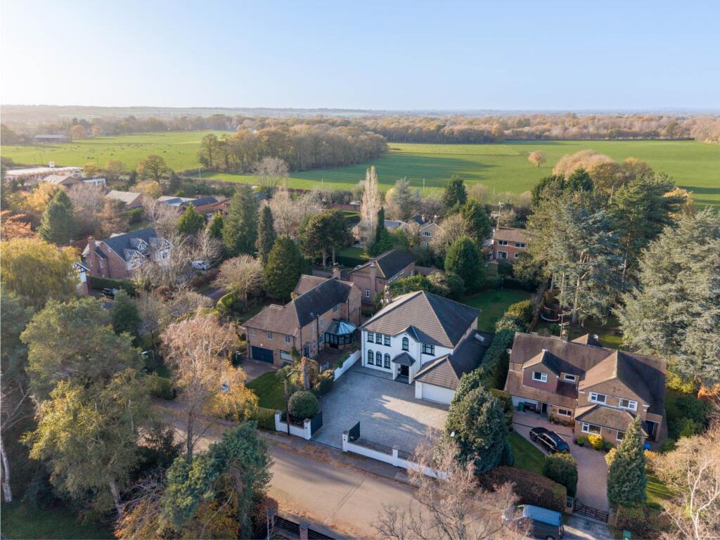 Main image of property: Barry Rise, Bowdon WA14