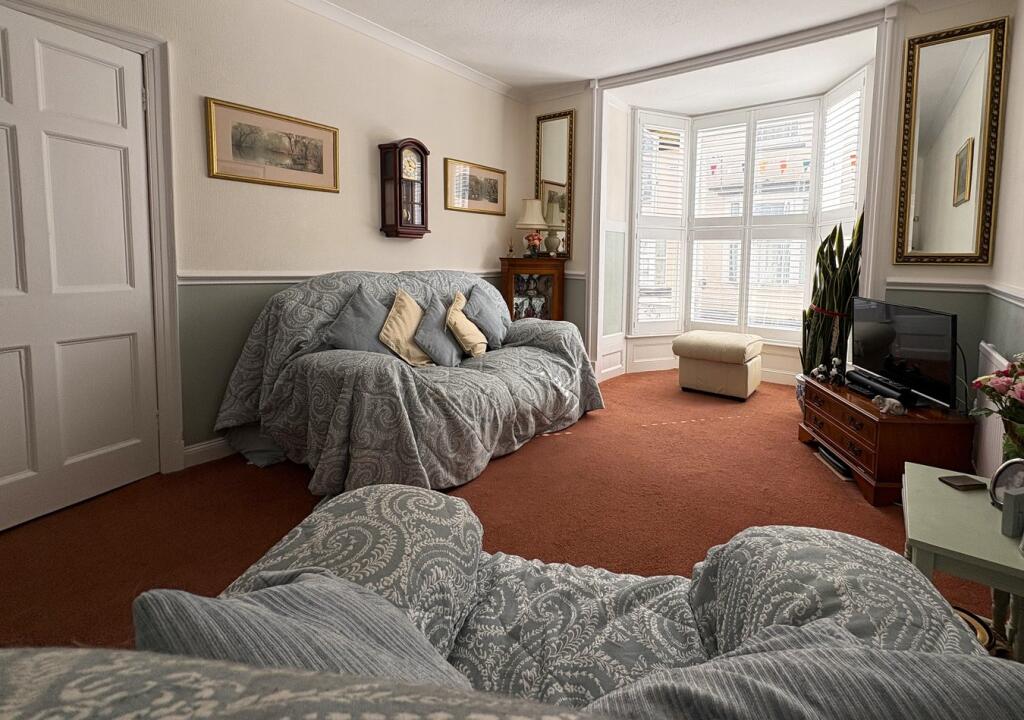 6 Fore Street, Seaton, Devon, EX12 photo 2