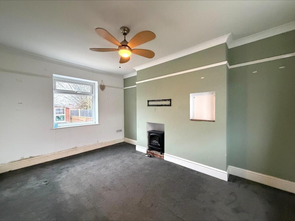 Melchett Crescent, Rudheath, Northwich photo 2