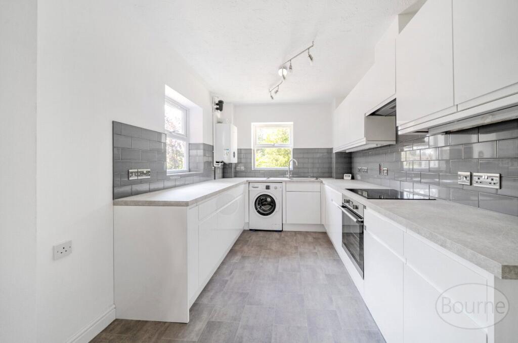 Apartment in Guildford - View 3