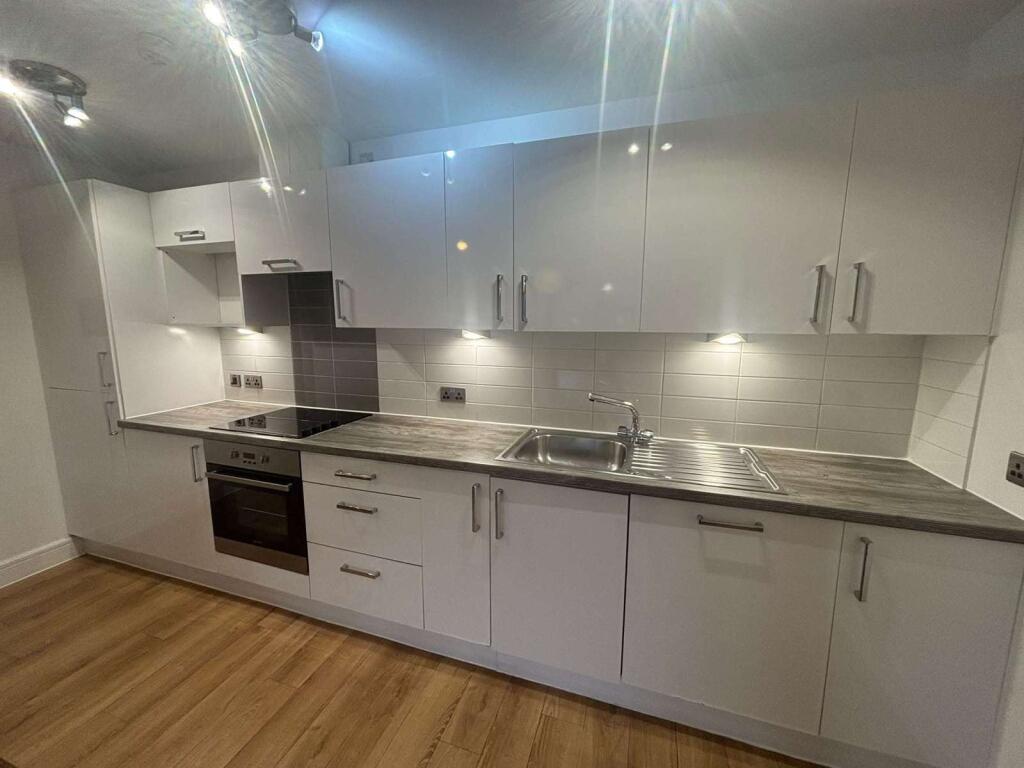 Apartment in Liverpool - View 3