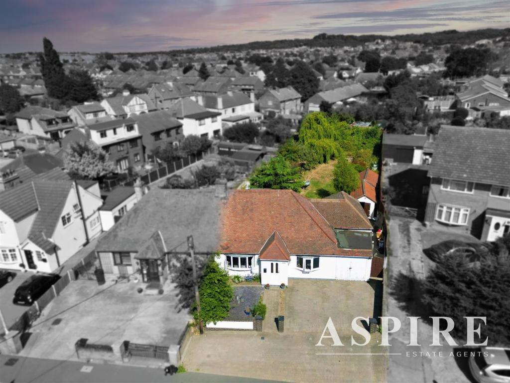 3-bed bungalow on 612 High Road, £425,000