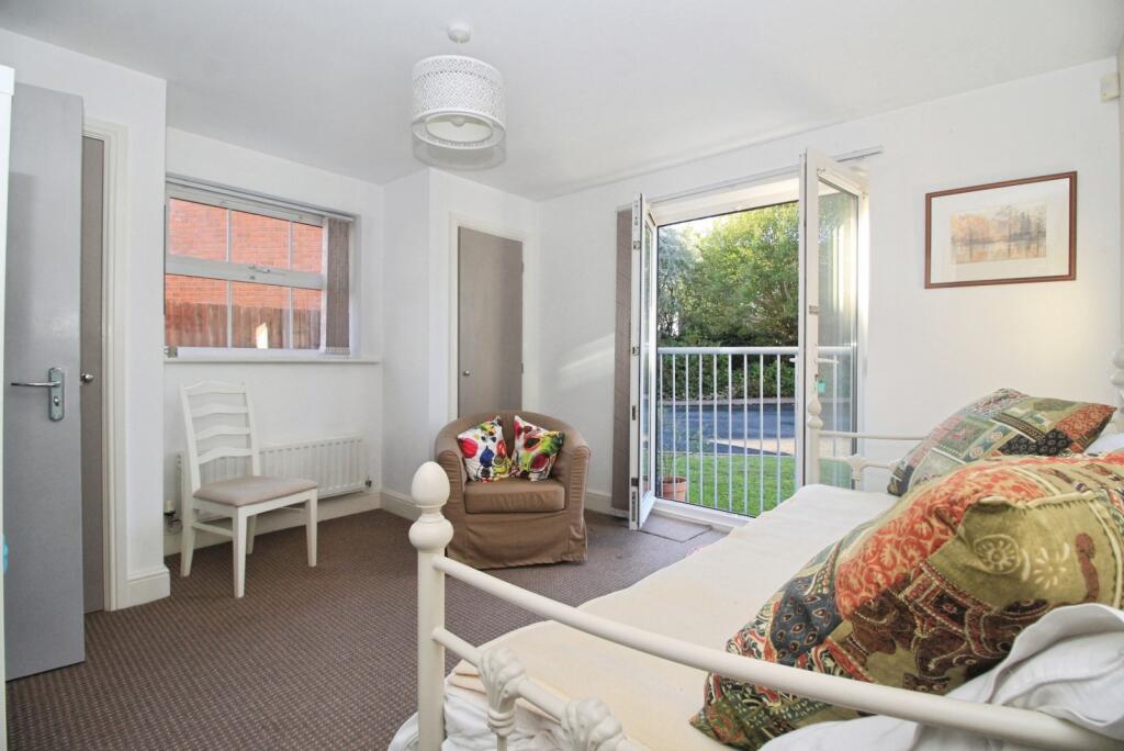 Apartment in Hinckley and Bosworth, Leicestershire - More