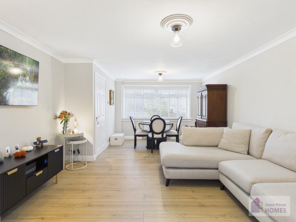 House in East Kilbride, Long Calderwood, Calderwood - View 4