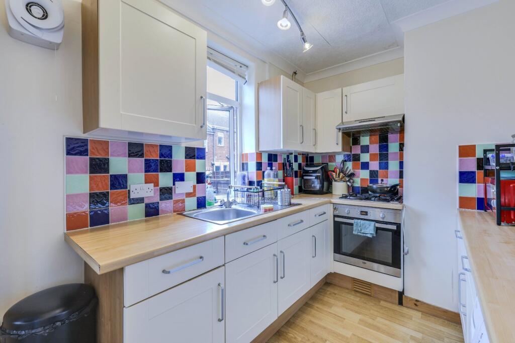House in Leeds, Newlay, Horsforth - View 5
