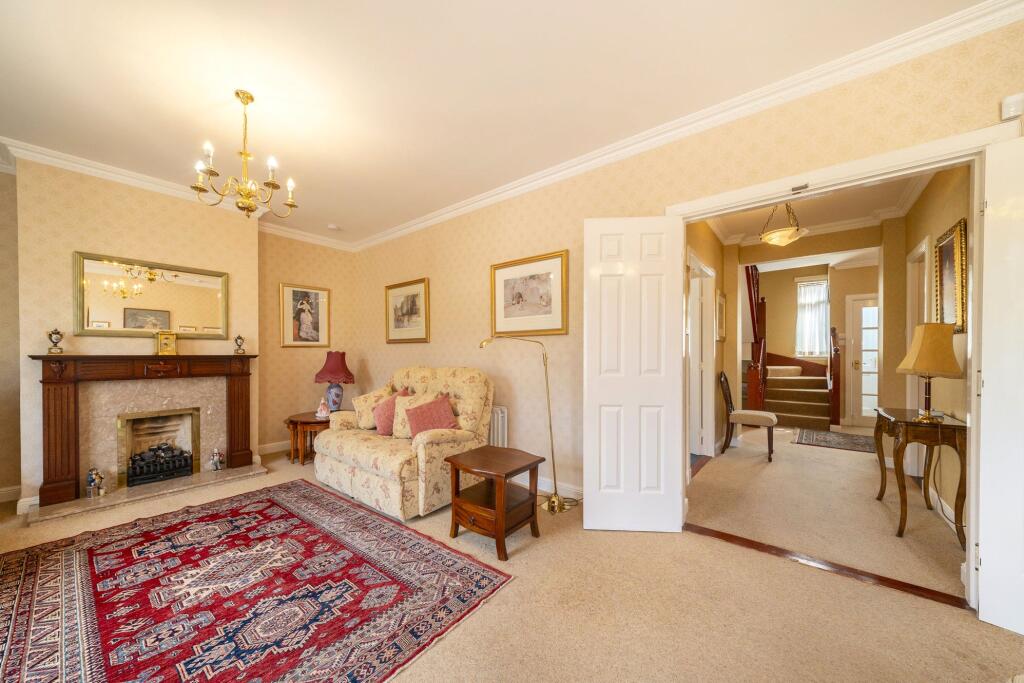 7, Mid Steil, Greenbank, Edinburgh photo 4
