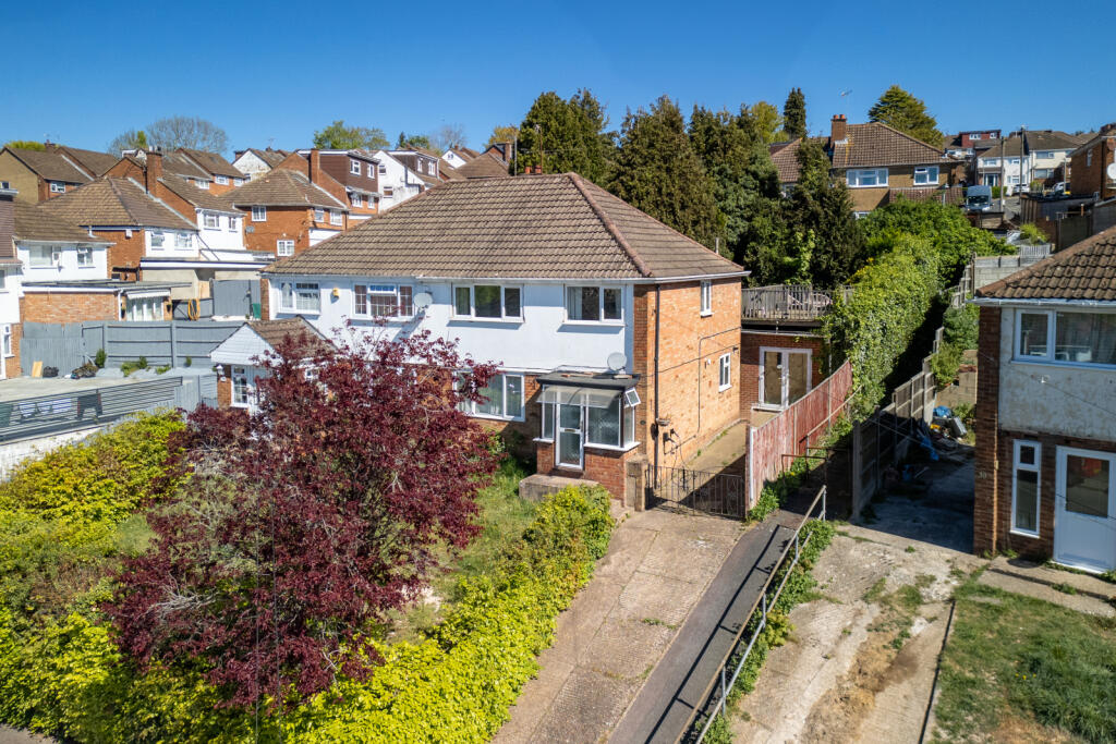 Main image of property: Perth Road, High Wycombe, Buckinghamshire, HP13