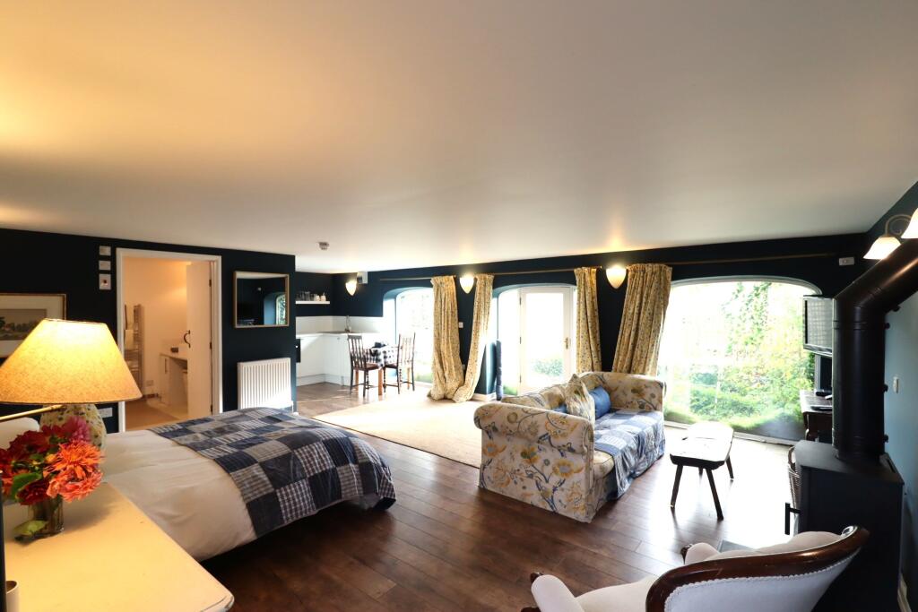 Main image of property: Pembroke, Sutton Mawr Farm, Nr Barry CF62 3AA