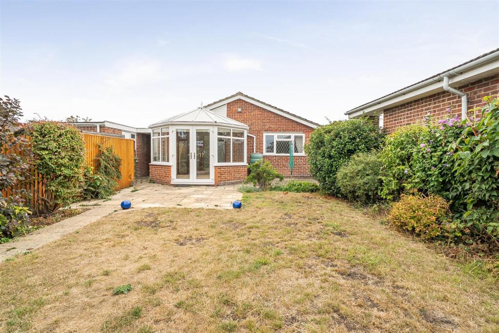 House in Vale of White Horse, Grove - View 2