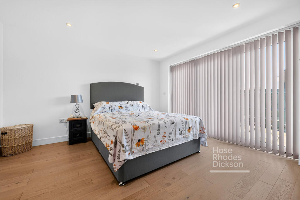 House in Portsmouth - View 5