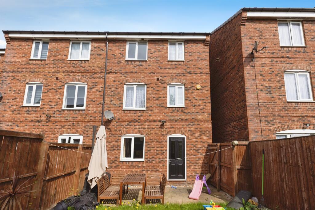 Additional image 17 of Hutton Close, Thornbury, Bradford