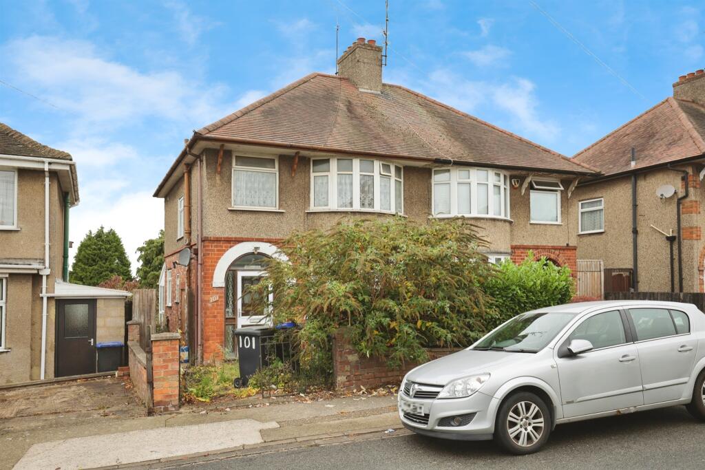 Main image of property: The Headlands, Northampton