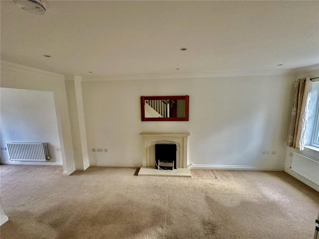 House in Guildford - View 2