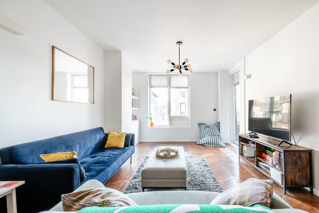 Main image of property: Gransden Avenue, E8