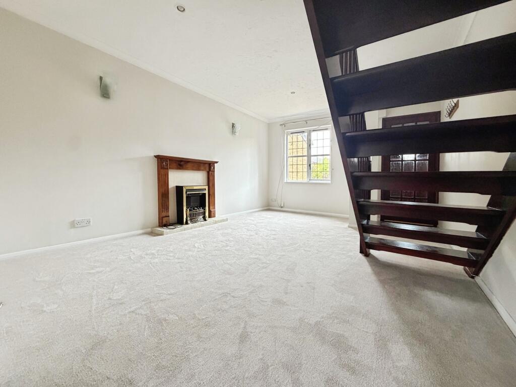 House in Fareham, Hampshire - View 3