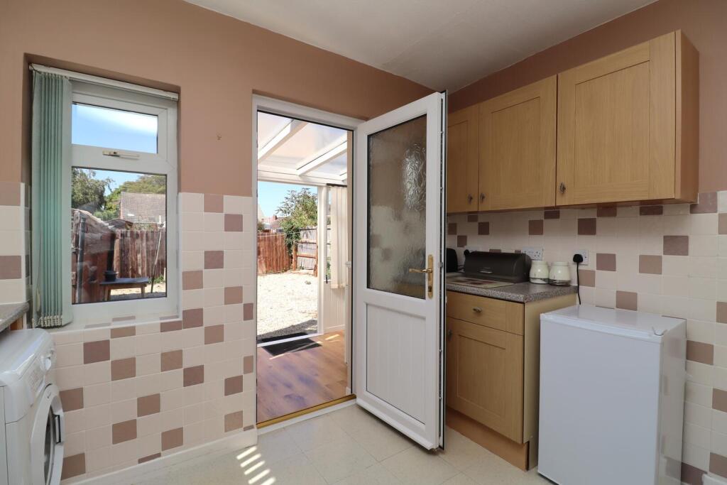 House in Taunton - View 5